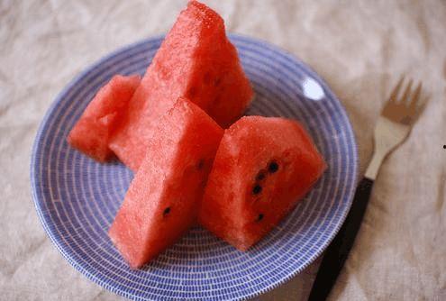 吃瓜太饱,揭秘娱乐圈背后的真相 第2张 吃瓜太饱,揭秘娱乐圈背后的真相 第2张